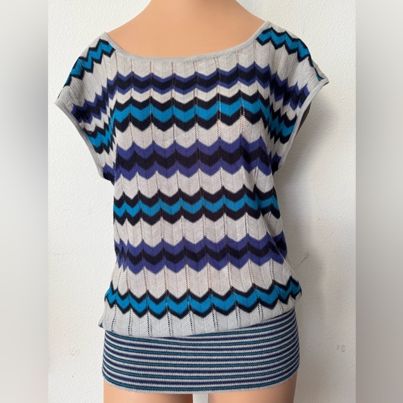 Free People Tops - FREE PEOPLE Chevron Patterned Knit Top Size S/P